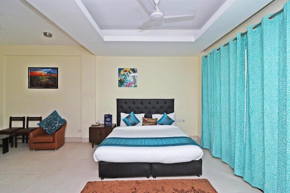 Hotel The Am Bliss Gurgaon Esterno foto